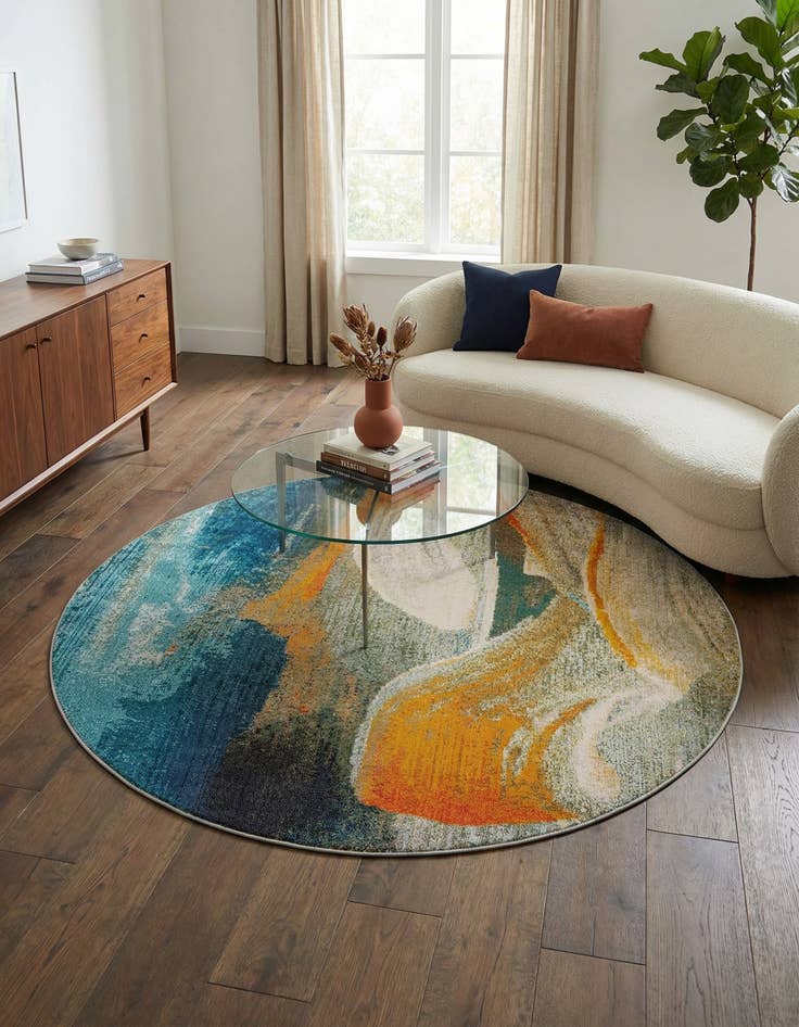 Detail image of 7' 10 x 7' 10  Washable Haerfest Round Rug