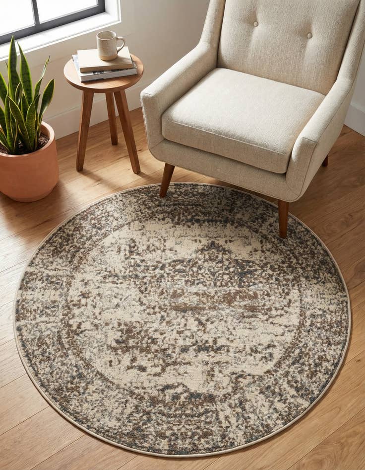 Detail image of 4' x 4' Sahara Round Rug