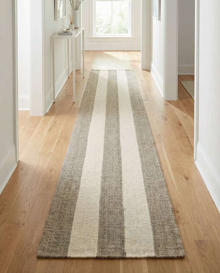 2' 7 x 12' Hand Woven Jill Zarin Hamptons Runner Rug