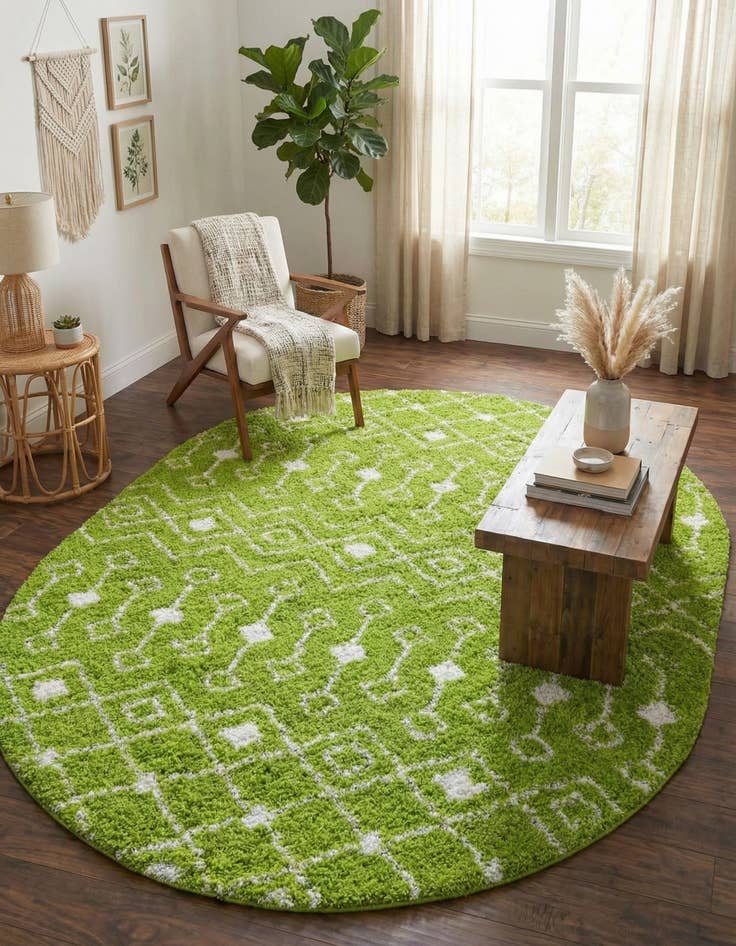 Detail image of 7' 10 x 10' Moroccan Trellis Shag Oval Rug