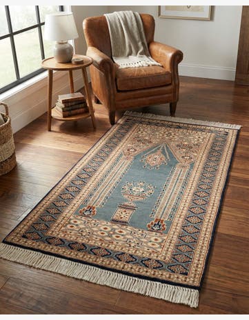 2' 7 x 4' 4 Hand Knotted Bokhara Oriental Wool Rug