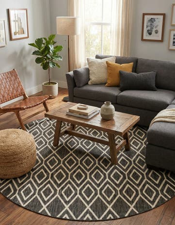 Charcoal Gray Easy-Clean Jill Zarin Indoor / Outdoor Round Rug