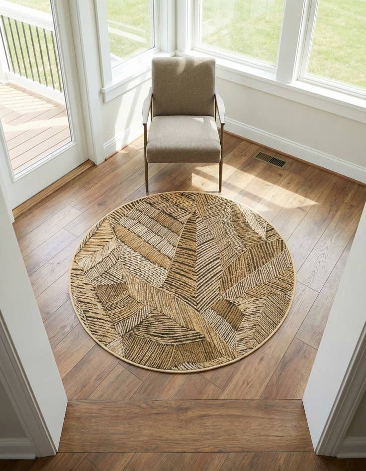 Detail image of 3' x 3' Washable Botanical Indoor / Outdoor Round Rug