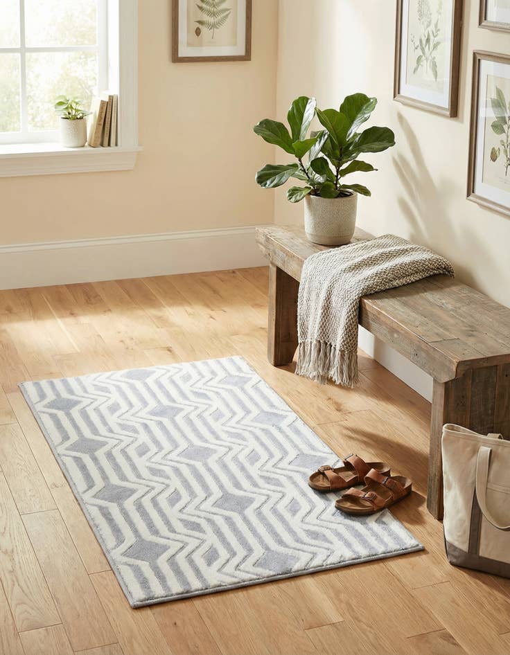 Detail image of 2' x 3' Vince Camuto Rug