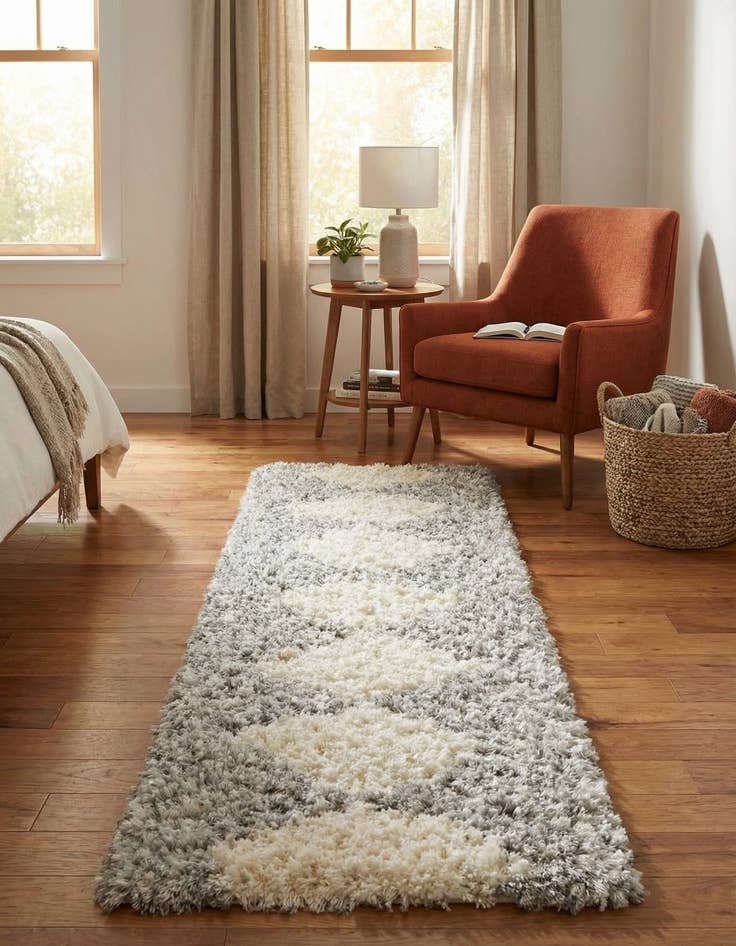 Detail image of 2' x 6' Infinity Shag Runner Rug