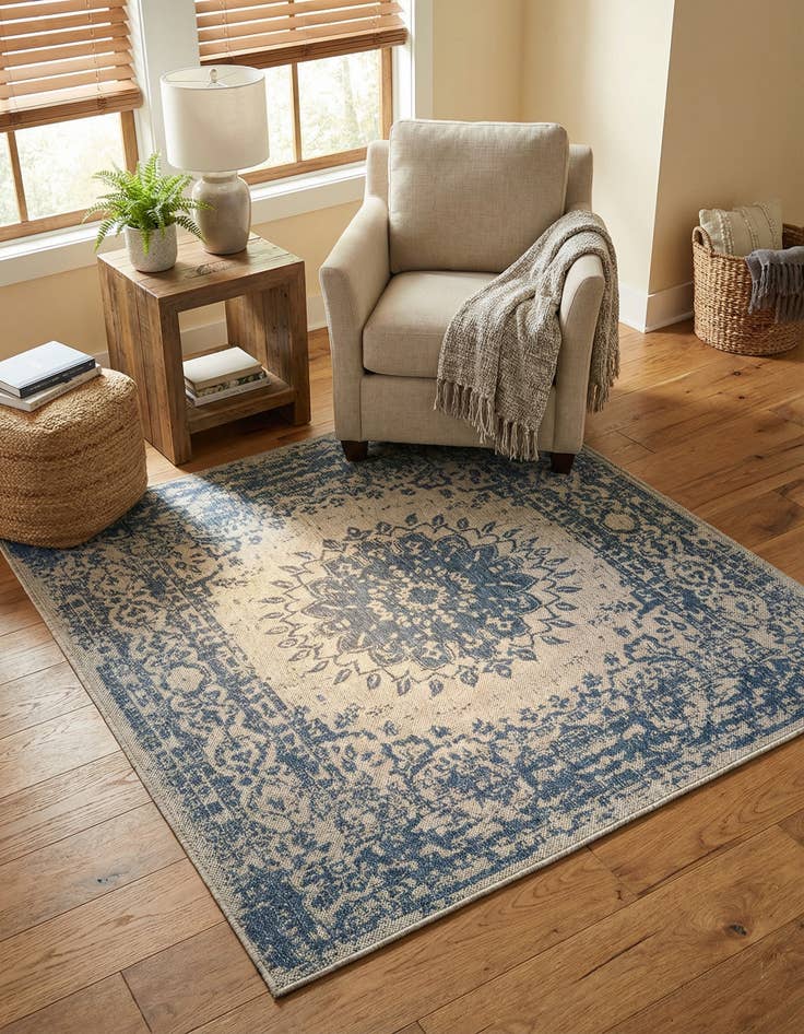 Detail image of 5' 3 x 5' 3 Easy-Clean Traditional Indoor / Outdoor Square Rug
