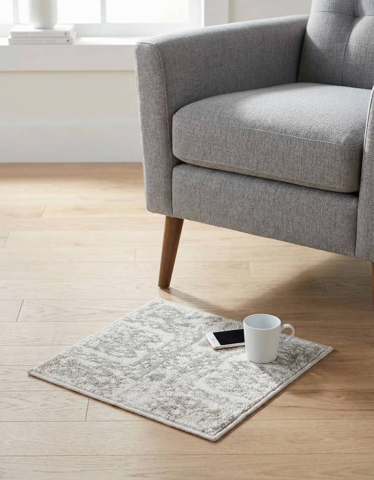 Detail image of 1' 4 x 1' 4 Oxford Sample Rug