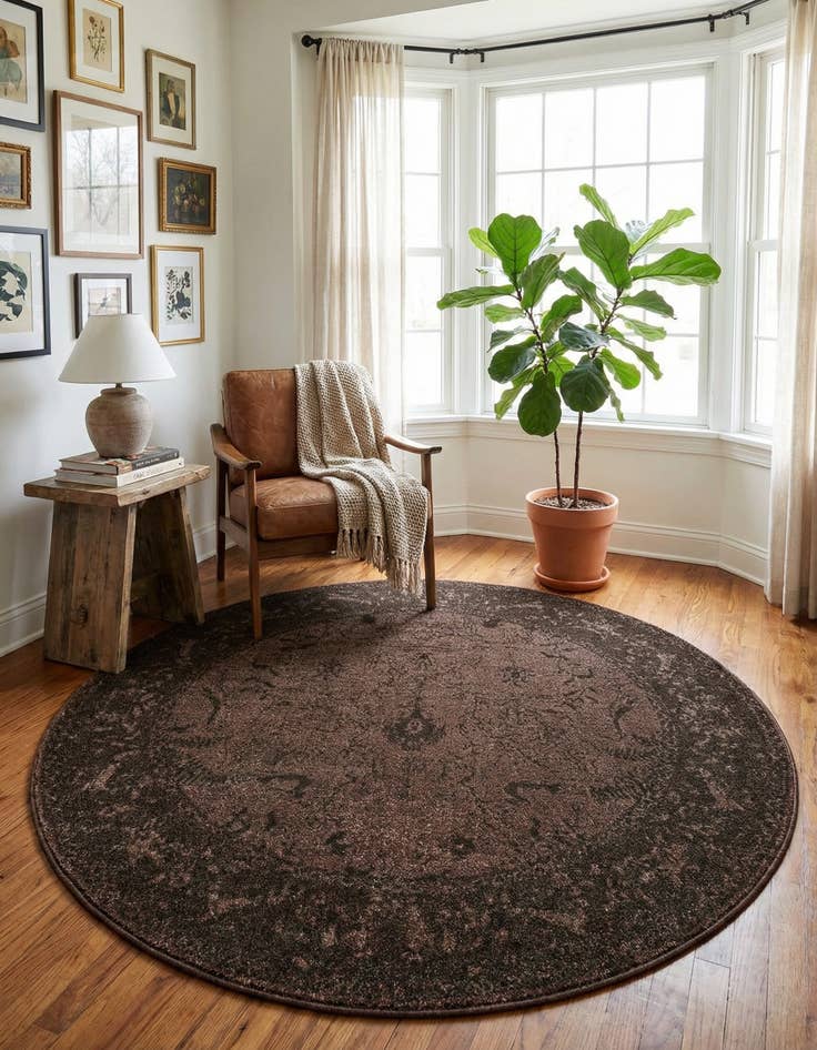 Detail image of 6' x 6' Miranda Round Rug