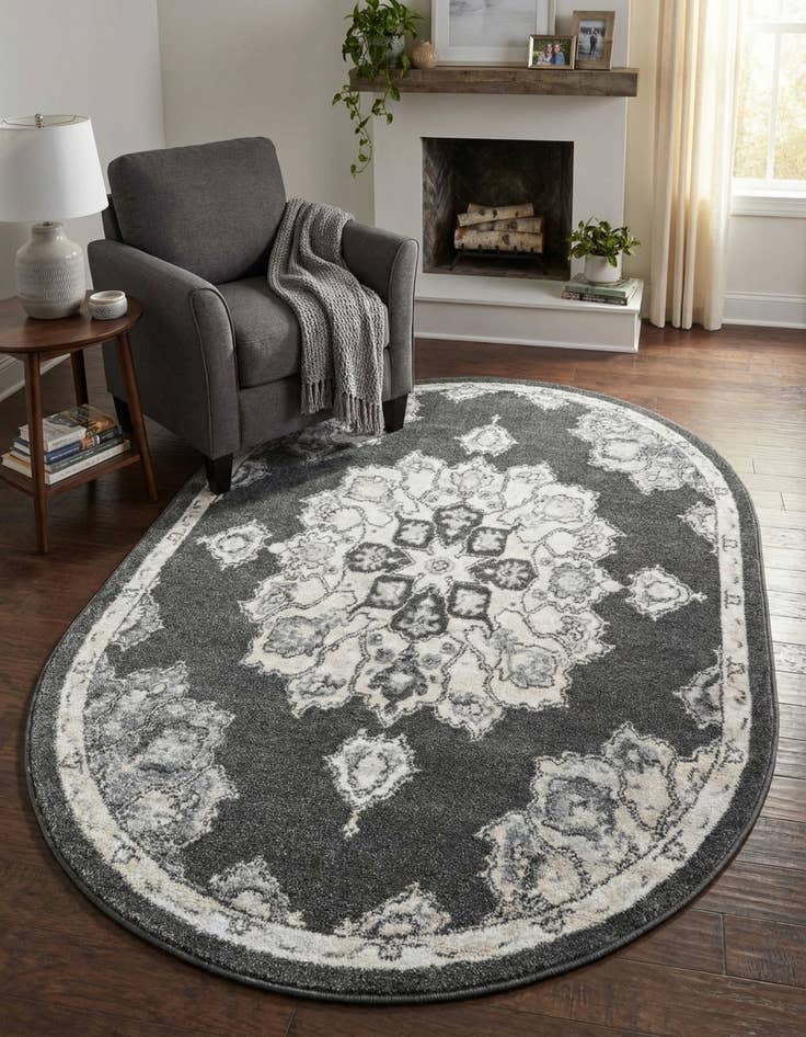 Detail image of 4' x 6' Parker Oval Rug