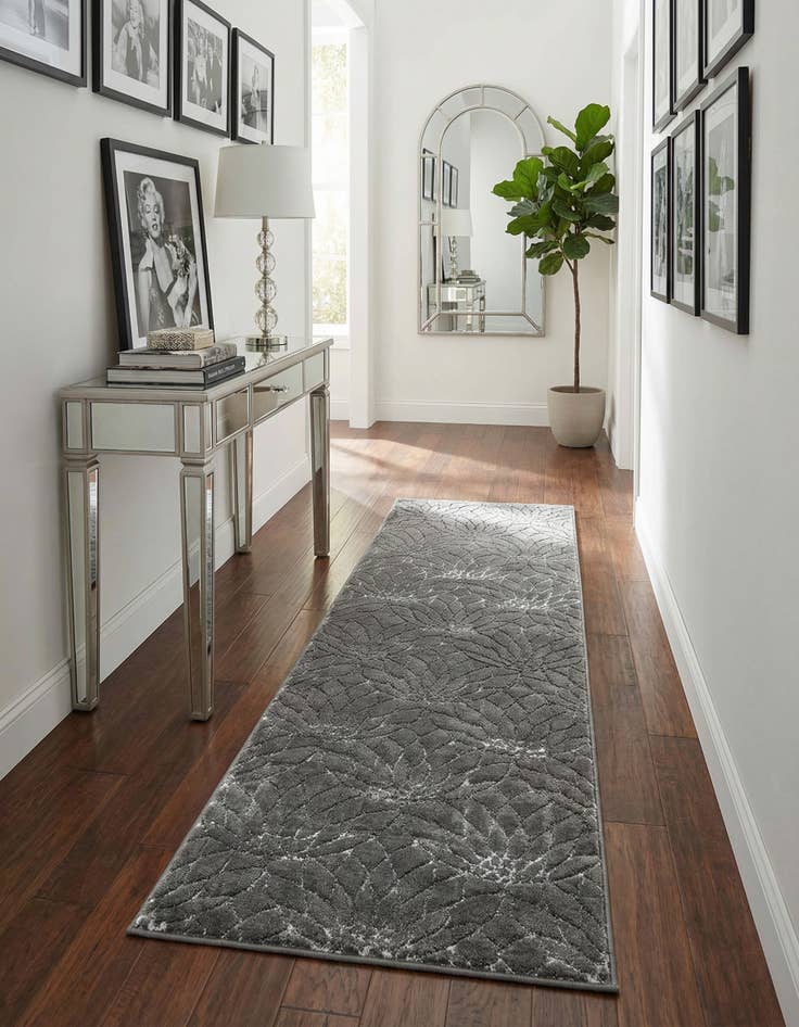 Detail image of 2' x 6' Marilyn Monroe™ Glam Dahlia Runner Rug