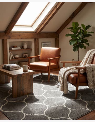 7' x 7' Trellis Frieze Square Rug