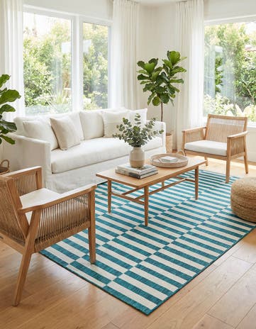 5' 3 x 8' Easy-Clean Ribbon Indoor / Outdoor Rug
