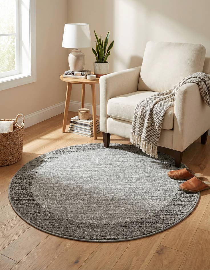 Detail image of 4' x 4' Angelica Round Rug