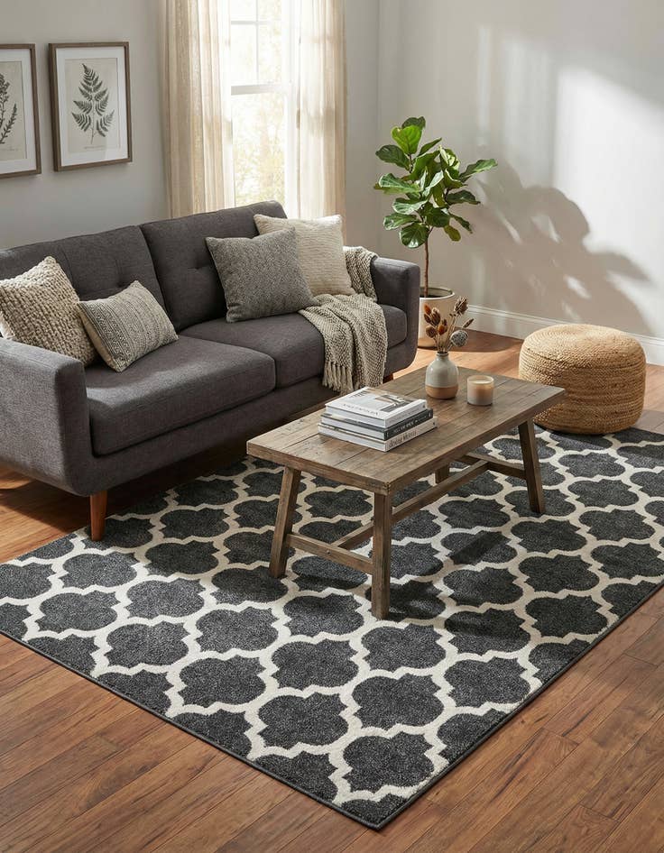 Detail image of 6' x 9' Trellis Rug