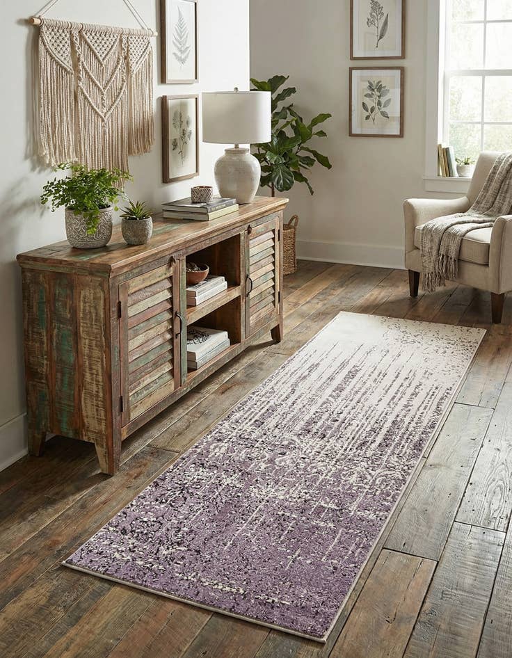 Detail image of 2' x 6' Angelica Runner Rug