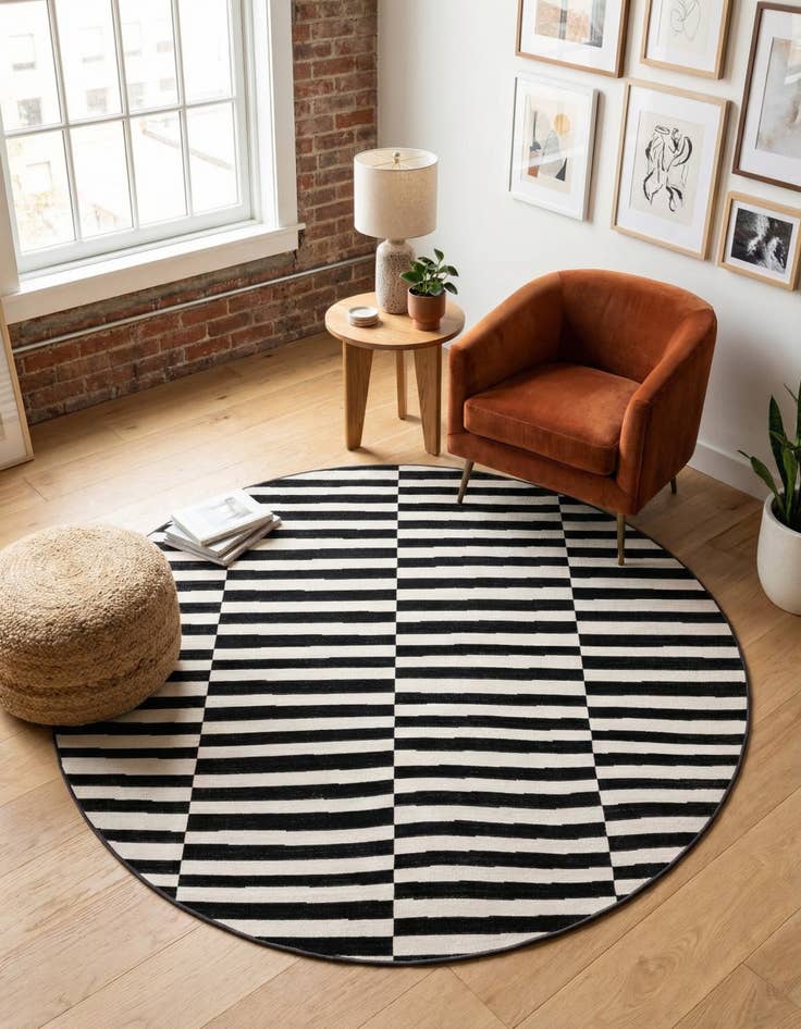 Detail image of 5' 3 x 5' 3 Tribeca Round Rug