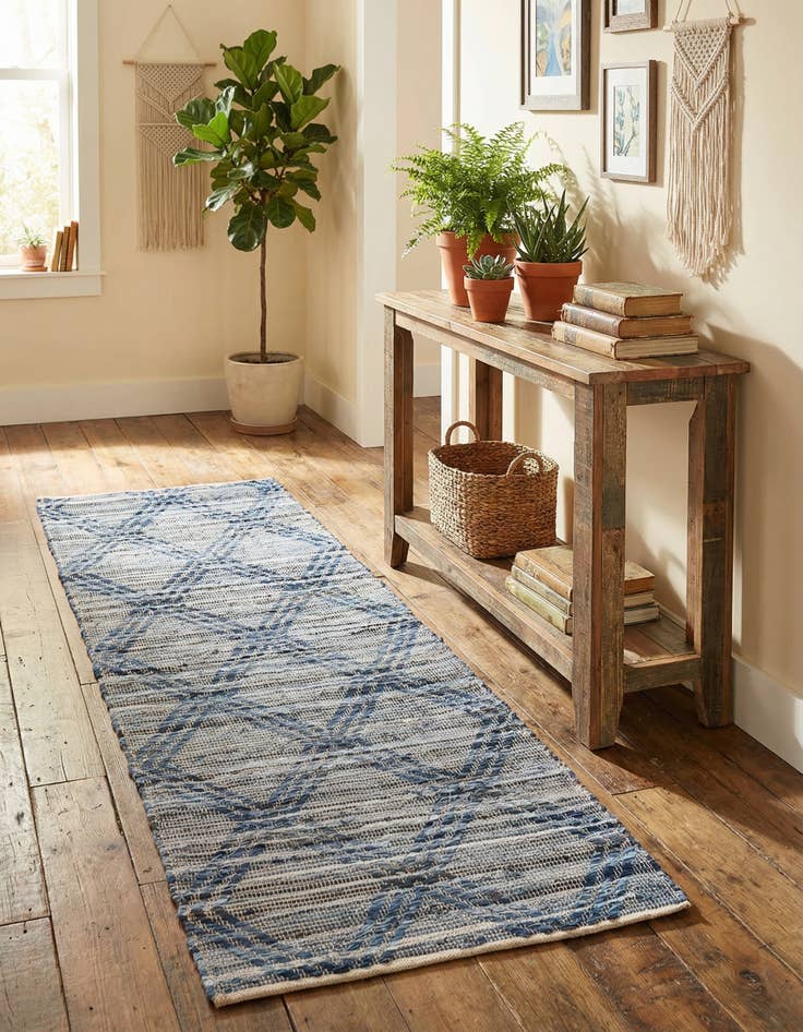 Detail image of 2' 7 x 8' Hand Woven Chindi Cotton Runner Rug