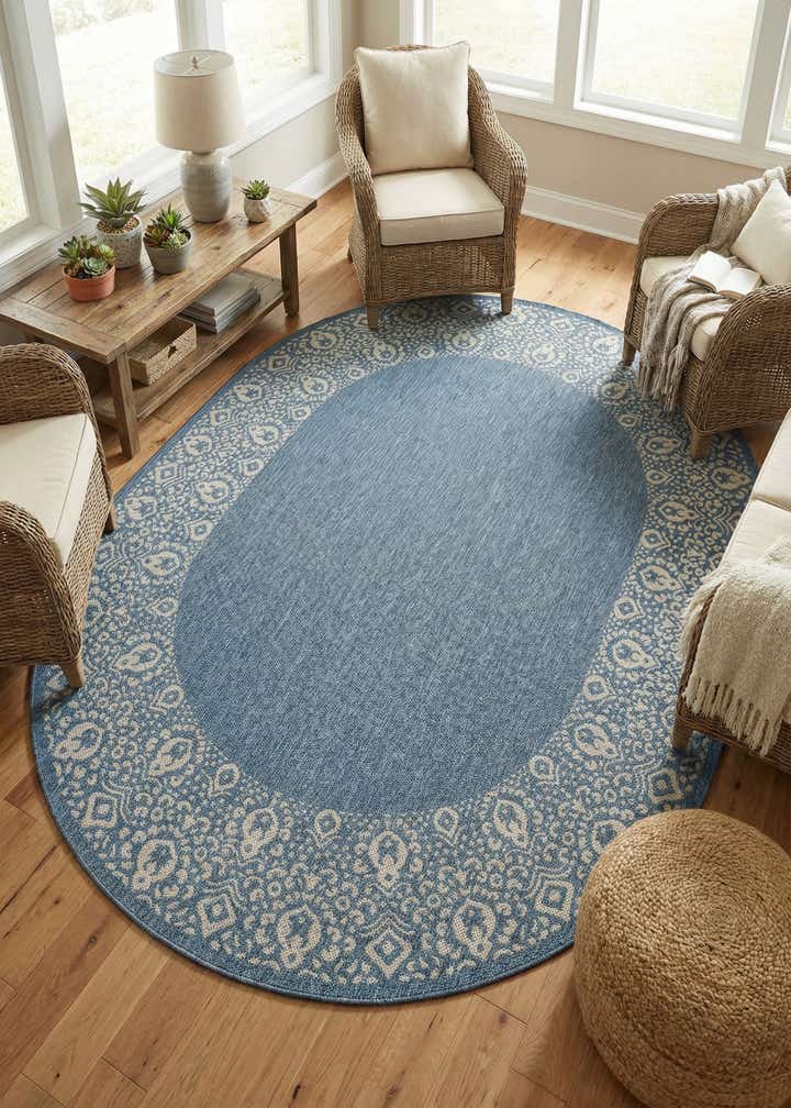 7' 10 x 10' Easy-Clean Border Indoor / Outdoor Oval Rug