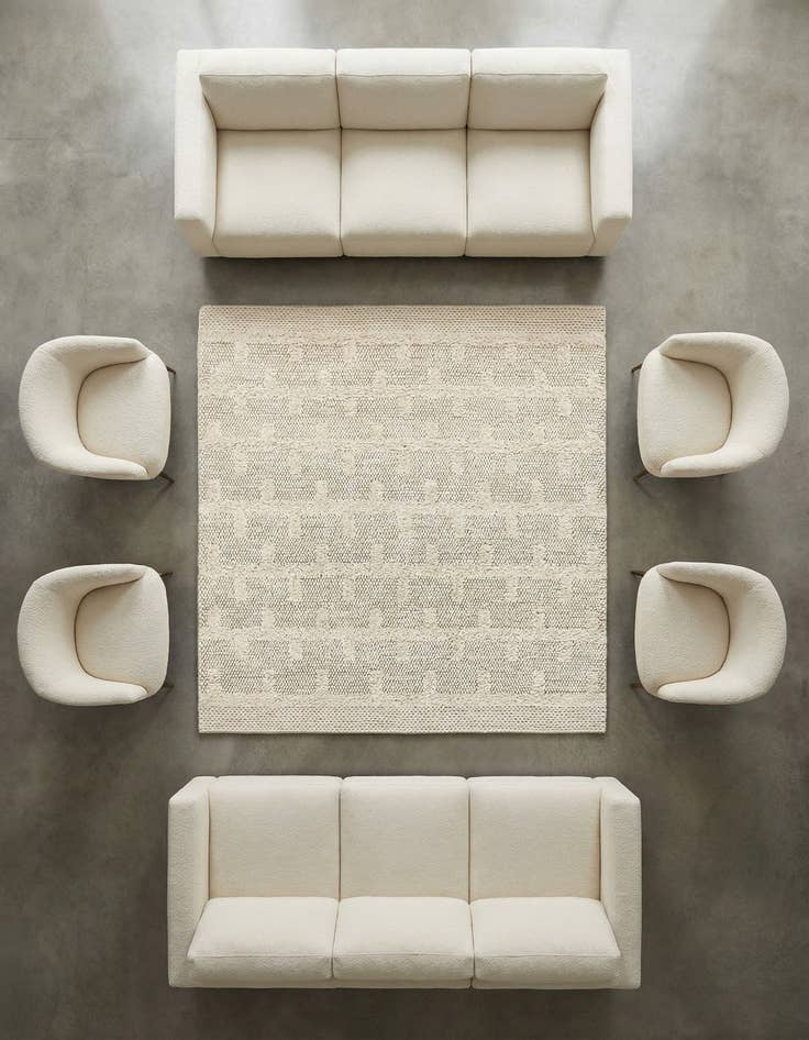 Detail image of 7' 10 x 7' 10 Hand Woven Lana New Zealand Wool Square Rug