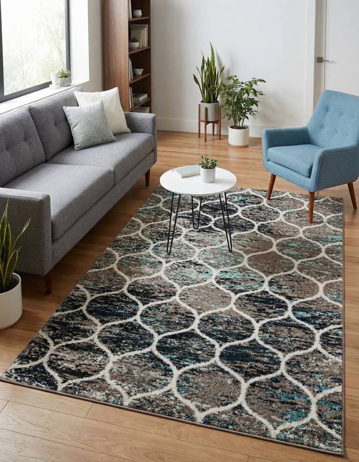 Detail image of 4' x 6' Lattice Frieze Rug