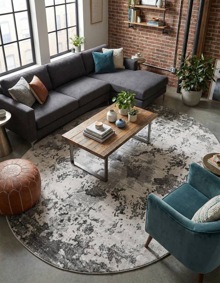 Detail image of 8' x 10' Metropolis Oval Rug