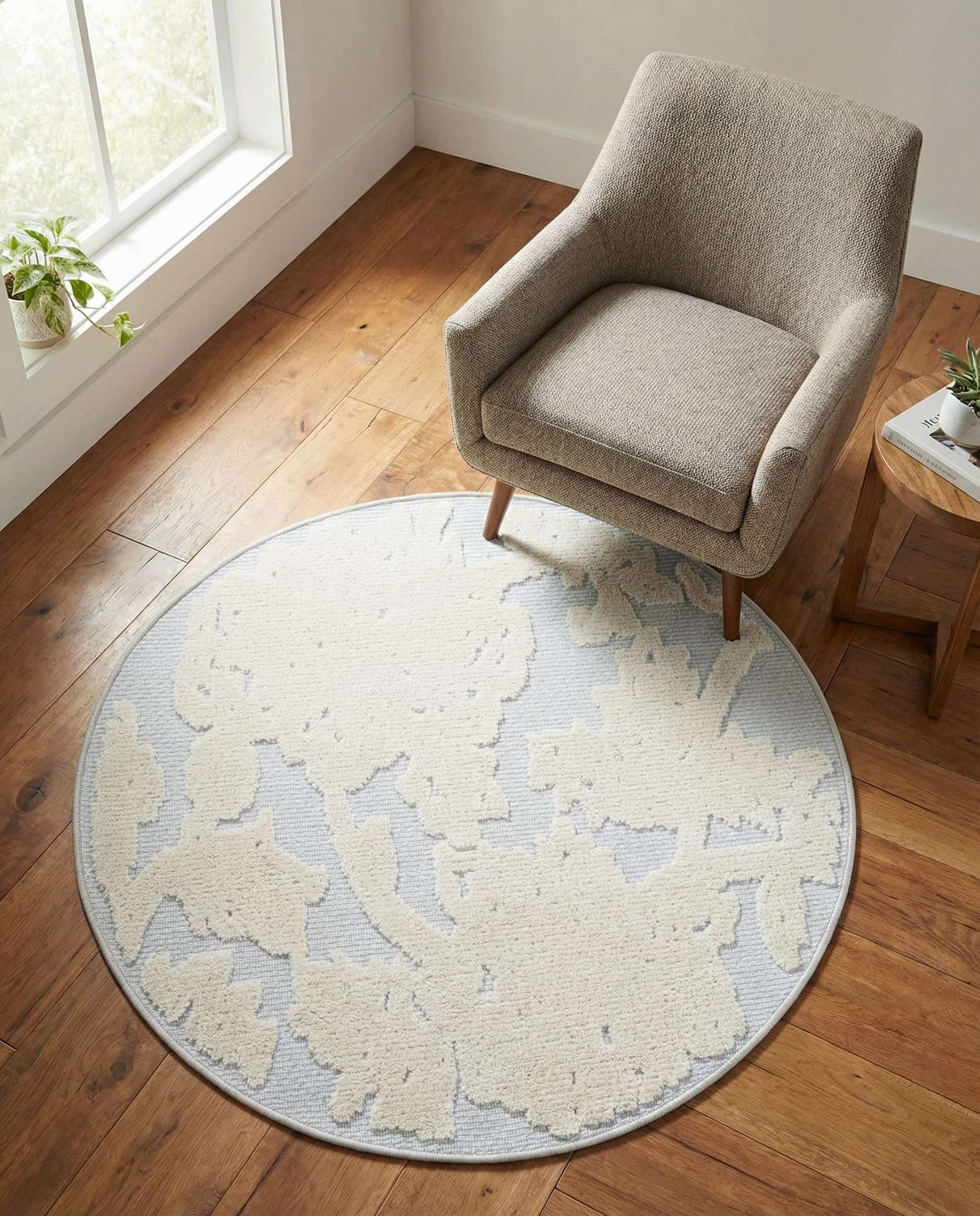 3' 3 x 3' 3 Easy-Clean Aruba Indoor / Outdoor Round Rug