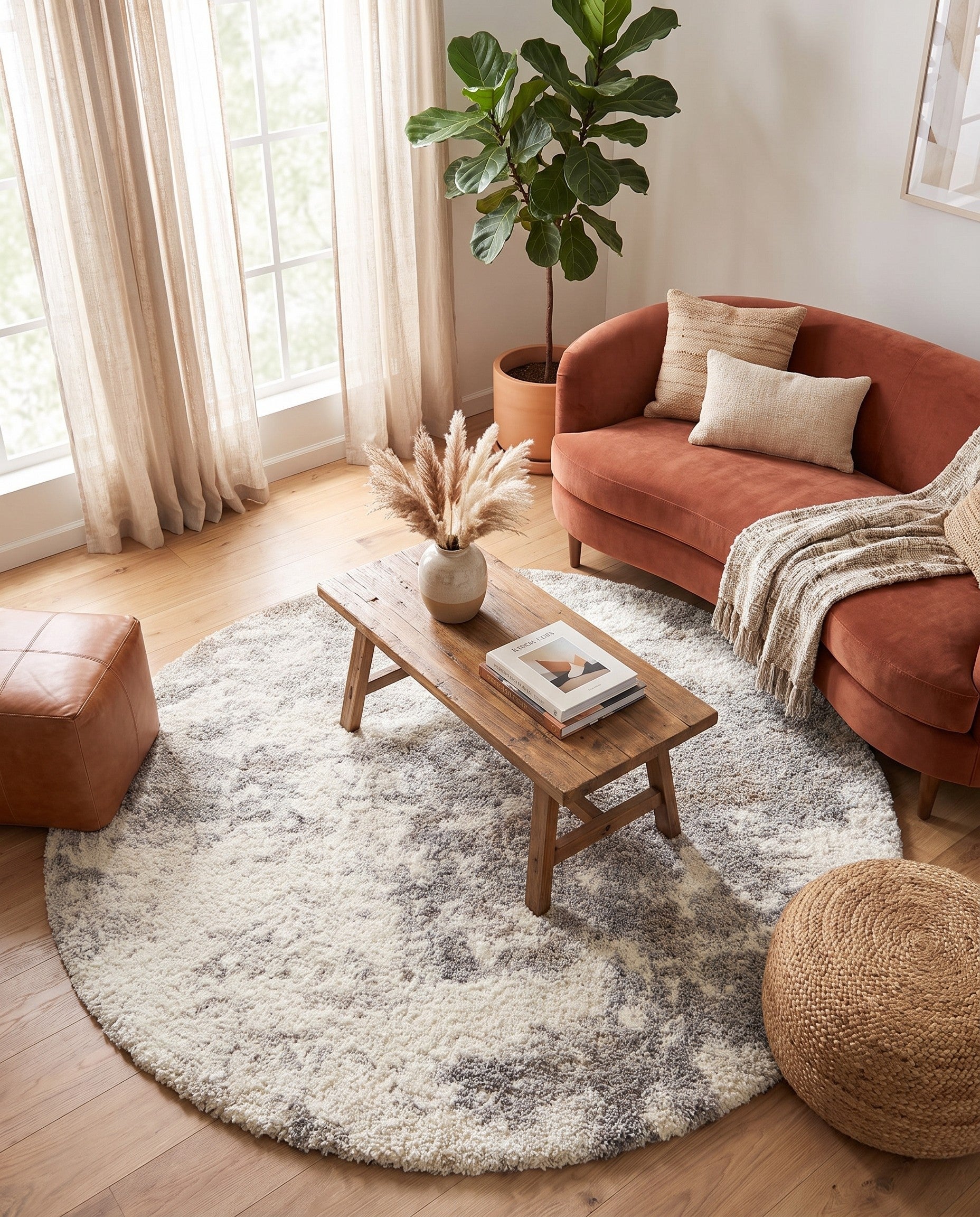 7' 10 x 7' 10 Soft Touch Shag Round Rug