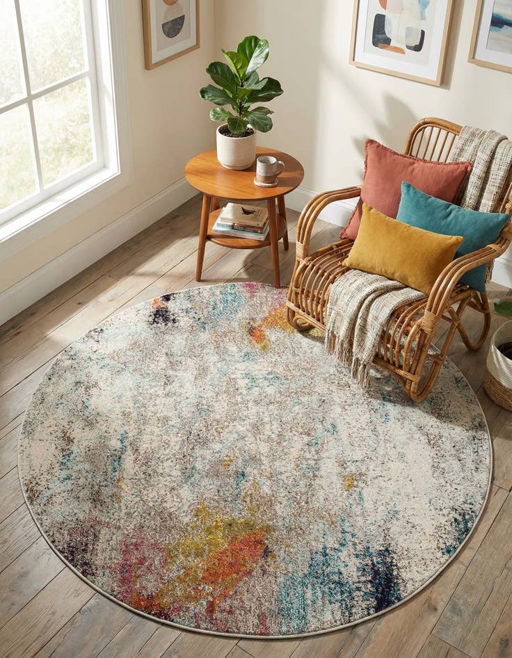 Detail image of 5' x 5' Washable Theia Round Rug