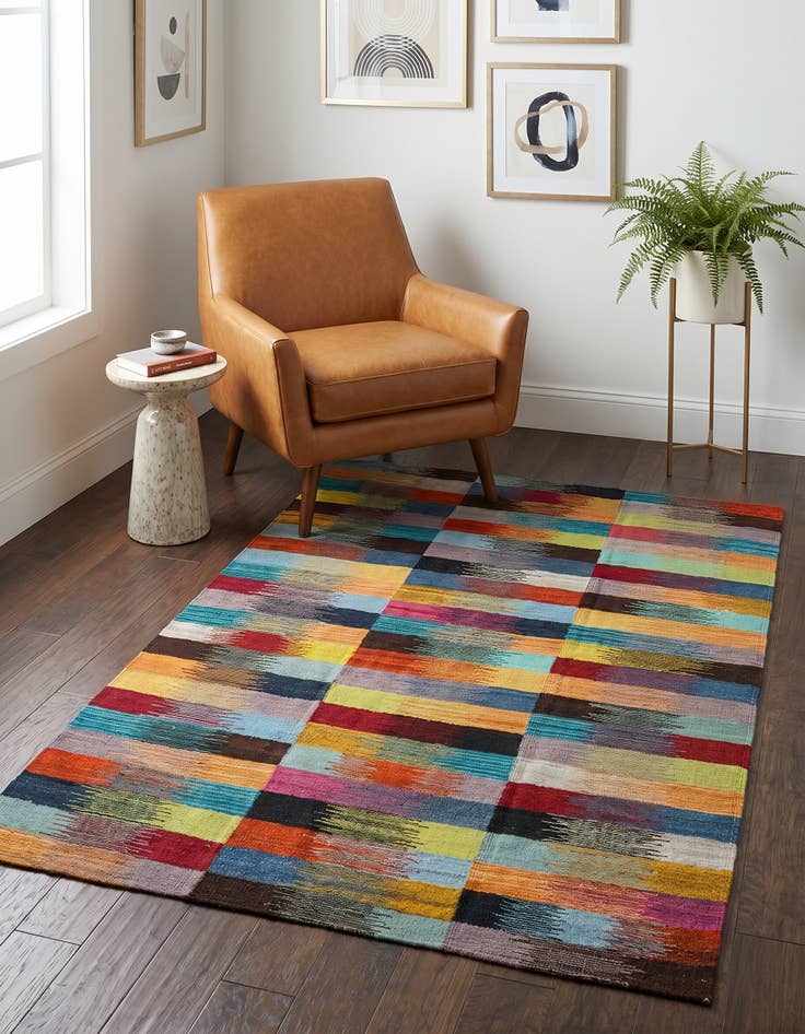 Detail image of 3' 4 x 5' 11 Hand Woven Kilim Modern Wool Rug