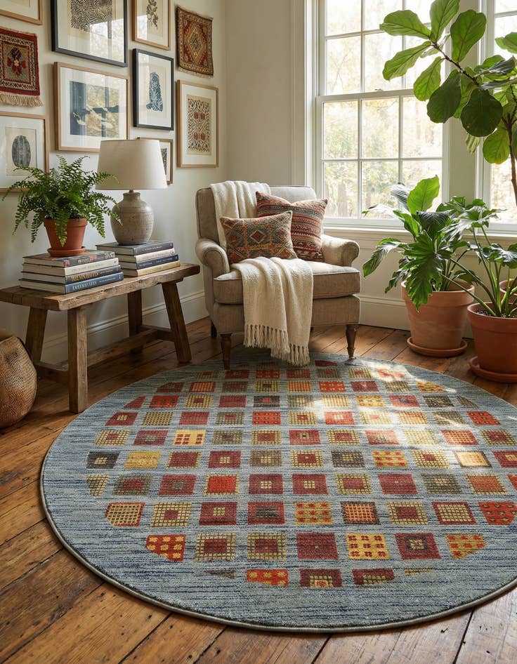 Detail image of 6' x 6' Kashkuli Gabbeh Round Rug