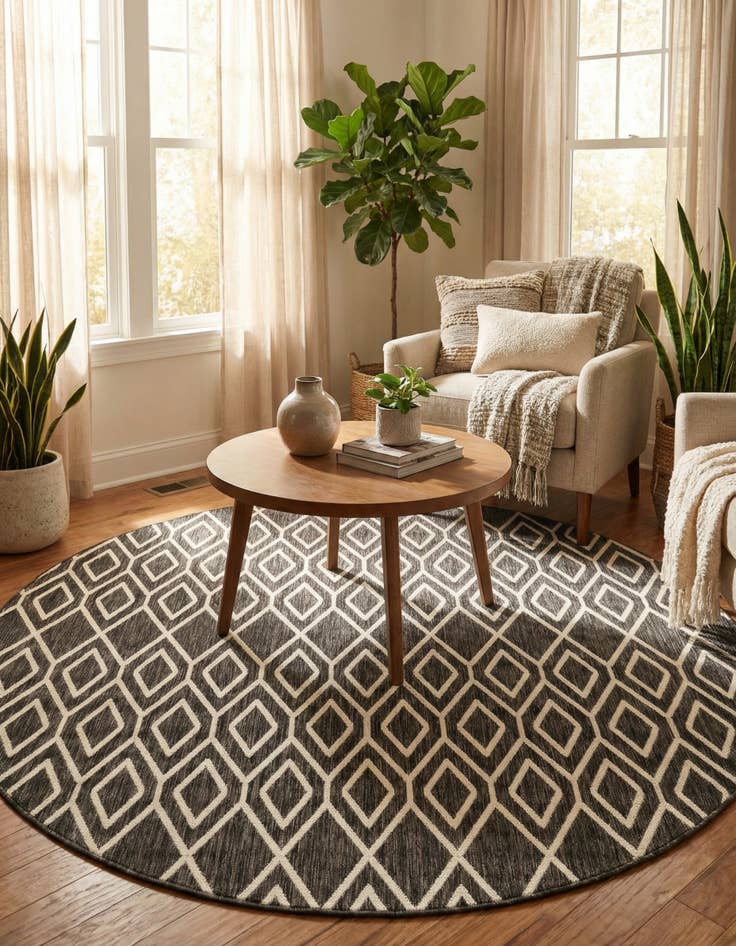 Detail image of 7' x 7' Washable Jill Zarin Indoor / Outdoor Round Rug