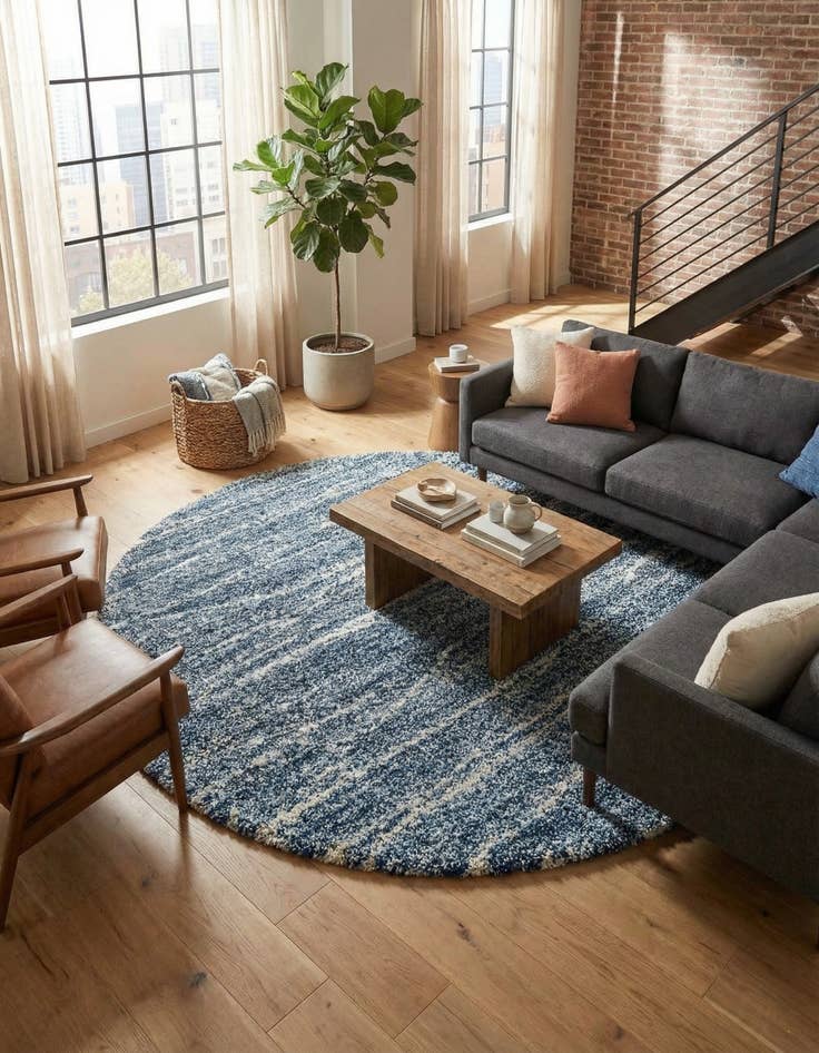 Detail image of 7' 10 x 10' Serenity Shag Oval Rug