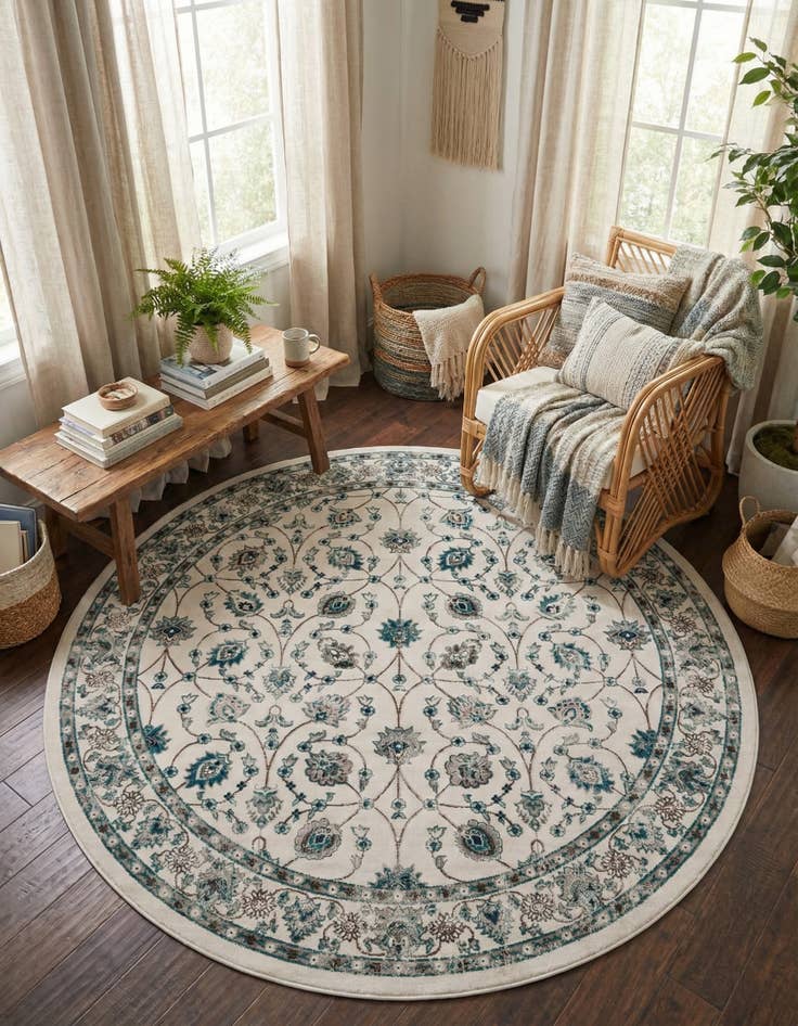 Detail image of 7' 10 x 7' 10 Aarhus Round Rug