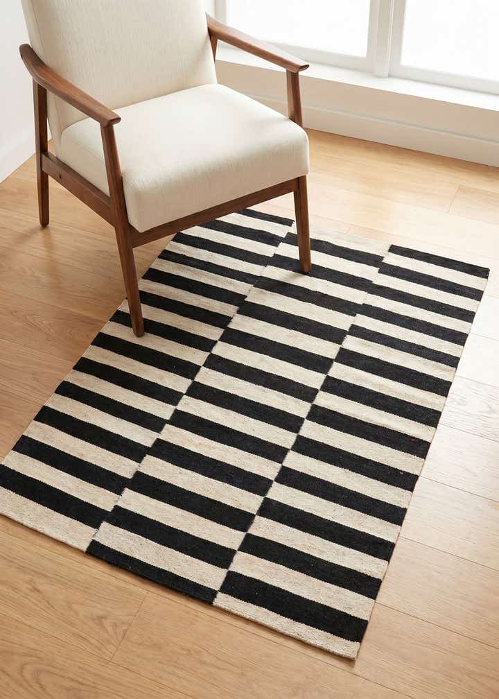 3' 4 x 4' 10 Hand Woven Kilim Modern Wool Rug