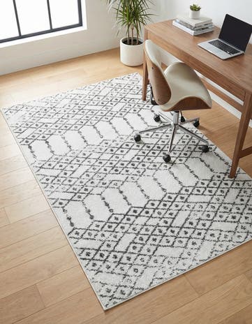 Ivory Black Paxon Trellis Rug