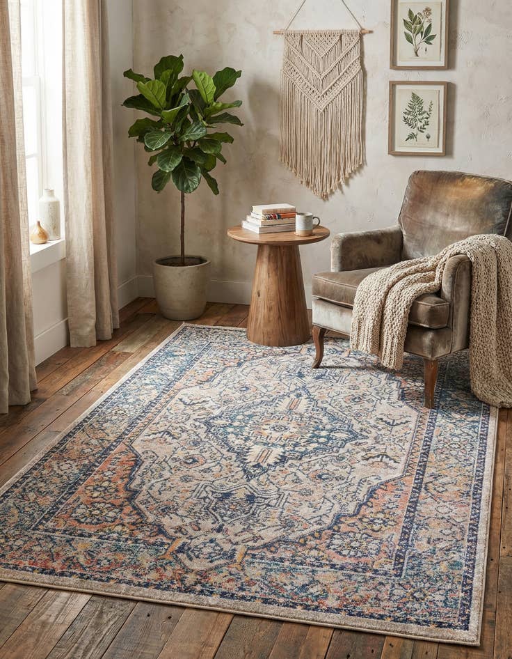 Detail image of 4' x 6' Lola Rug