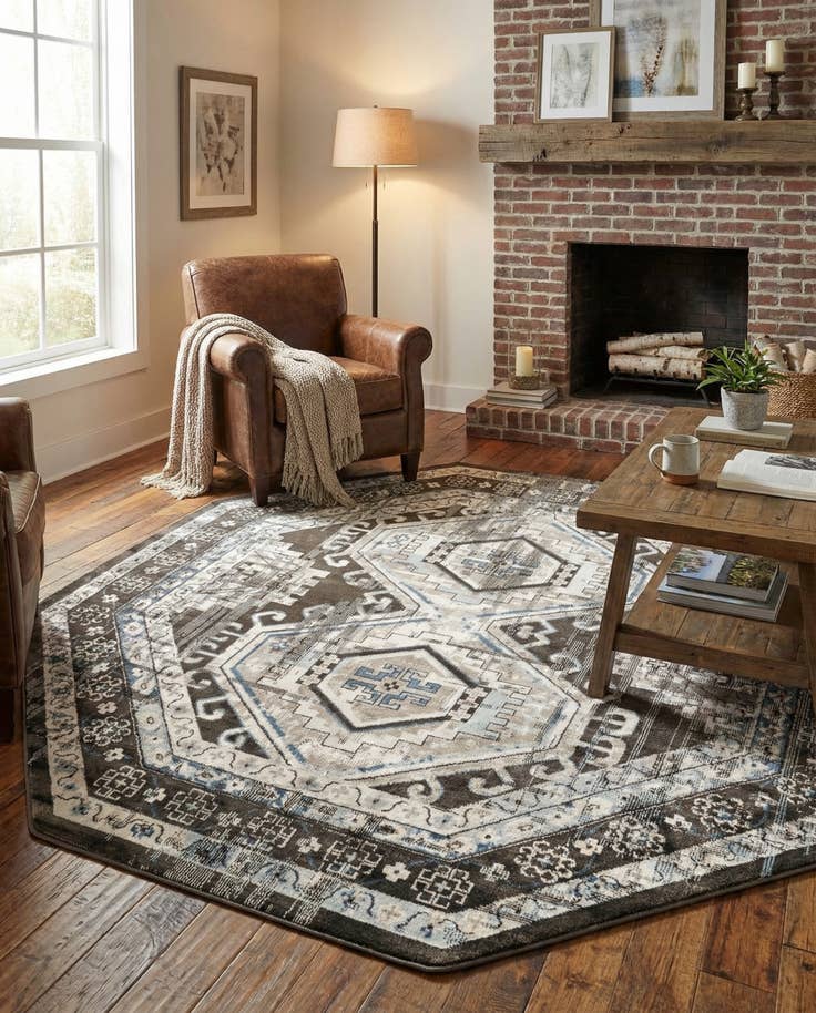 Detail image of 7' 10 x 7' 10 Charlotte Octagon Rug