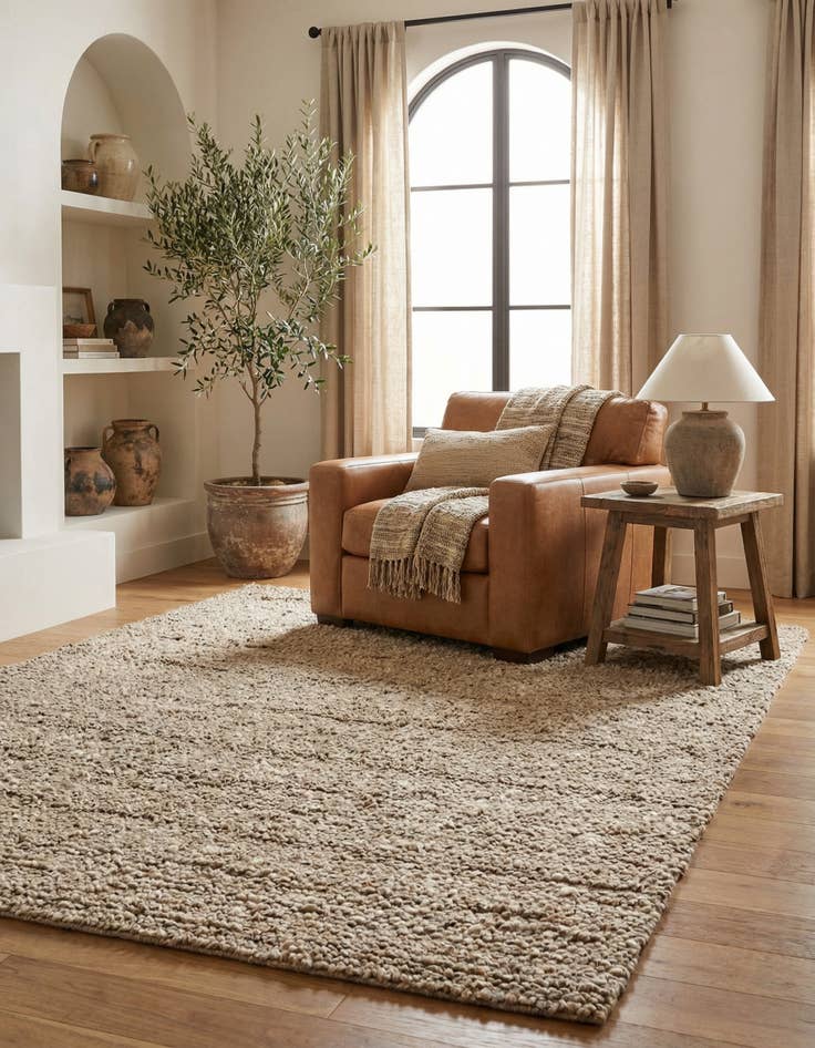 Detail image of 6' 1 x 9'  Hand Woven Haka Deluxe Shag Rug