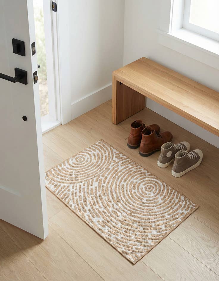 Detail image of 2' x 3'  Washable Modern Indoor / Outdoor Rug