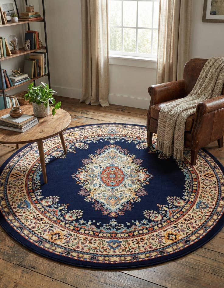 Detail image of 7' 10 x 7' 10 Mashad Design Round Rug