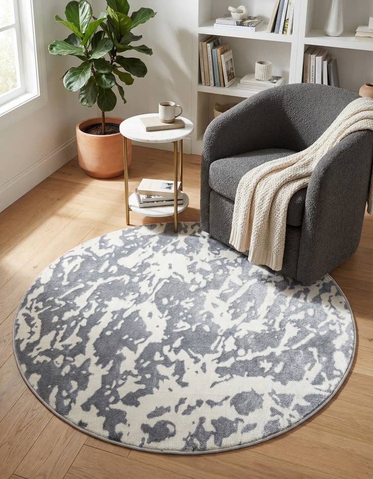 Detail image of 4' x 4' Vince Camuto Round Rug