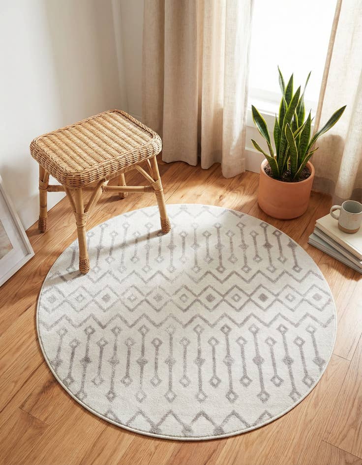 Detail image of  3' x 3' Bohemian Trellis Round Rug