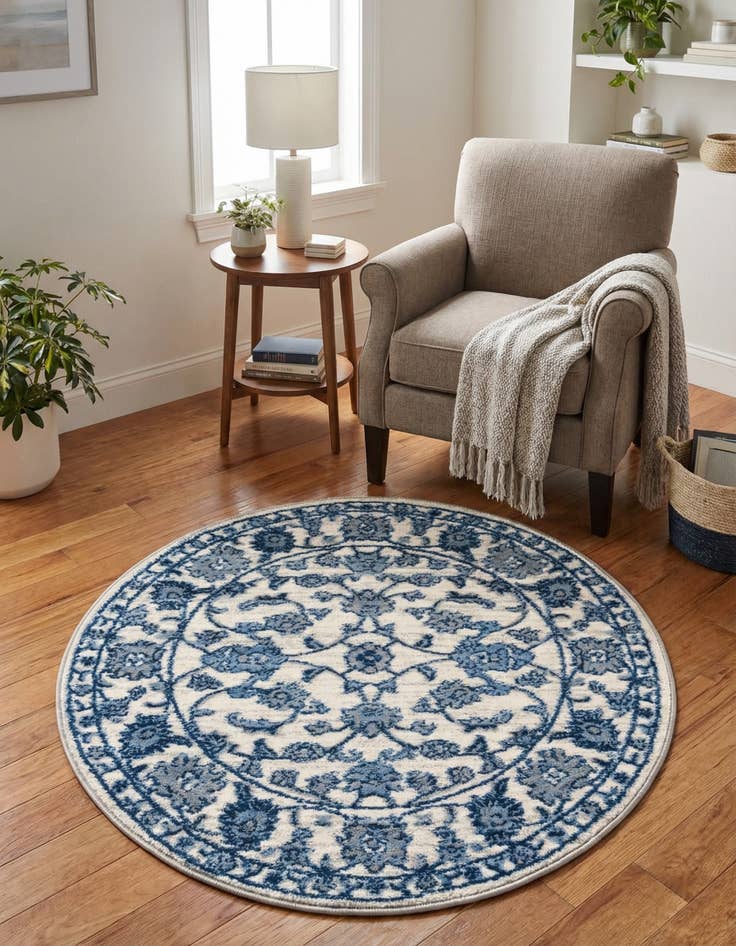 Detail image of 3' 3 x 3' 3 Boston Round Rug