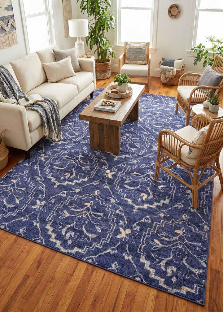 7' x 10' Damask Rug