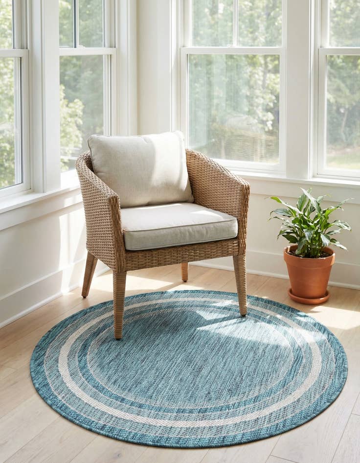 Detail image of 3' x 3'  Washable Border Indoor / Outdoor Round Rug