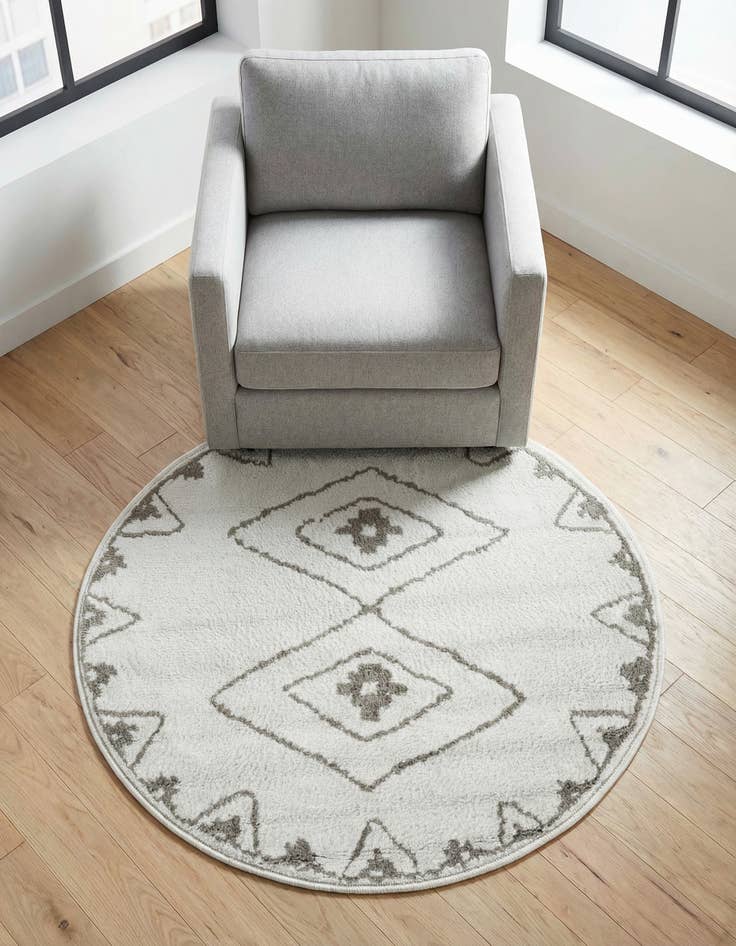 Detail image of 3' x 3' Oslo Round Rug