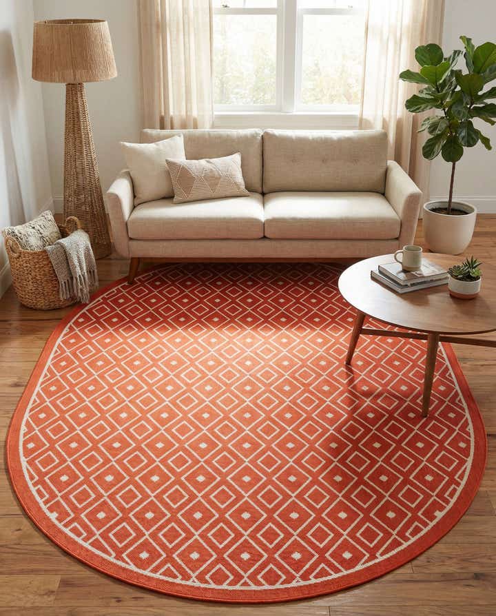 7' 10 x 10' Easy-Clean Trellis Indoor / Outdoor Oval Rug