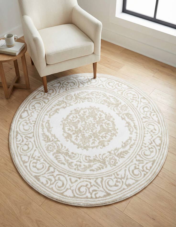 Detail image of 4' x 4' Hermitage Round Rug