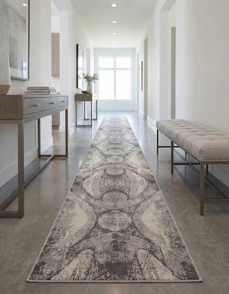 Detail image of 3' 3 x 19' 8 Monaco Runner Rug