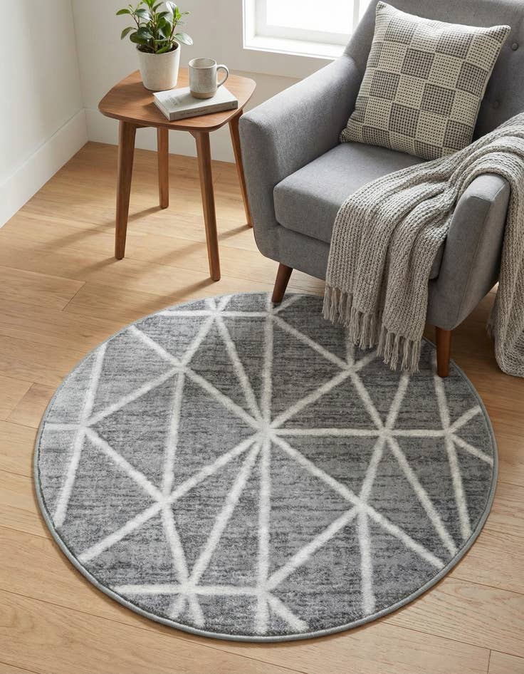 Detail image of 3' 3 x 3' 3 Lattice Trellis Round Rug